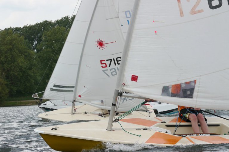 Laser auf Am-Windkurs