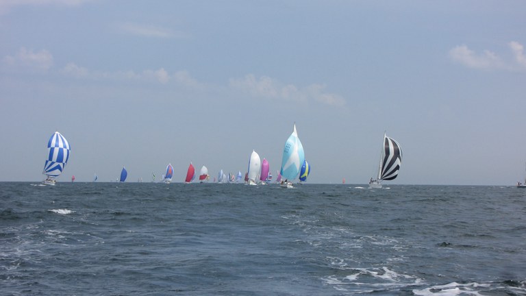 Unter Spinnaker auf dem Weg nach Grömitz