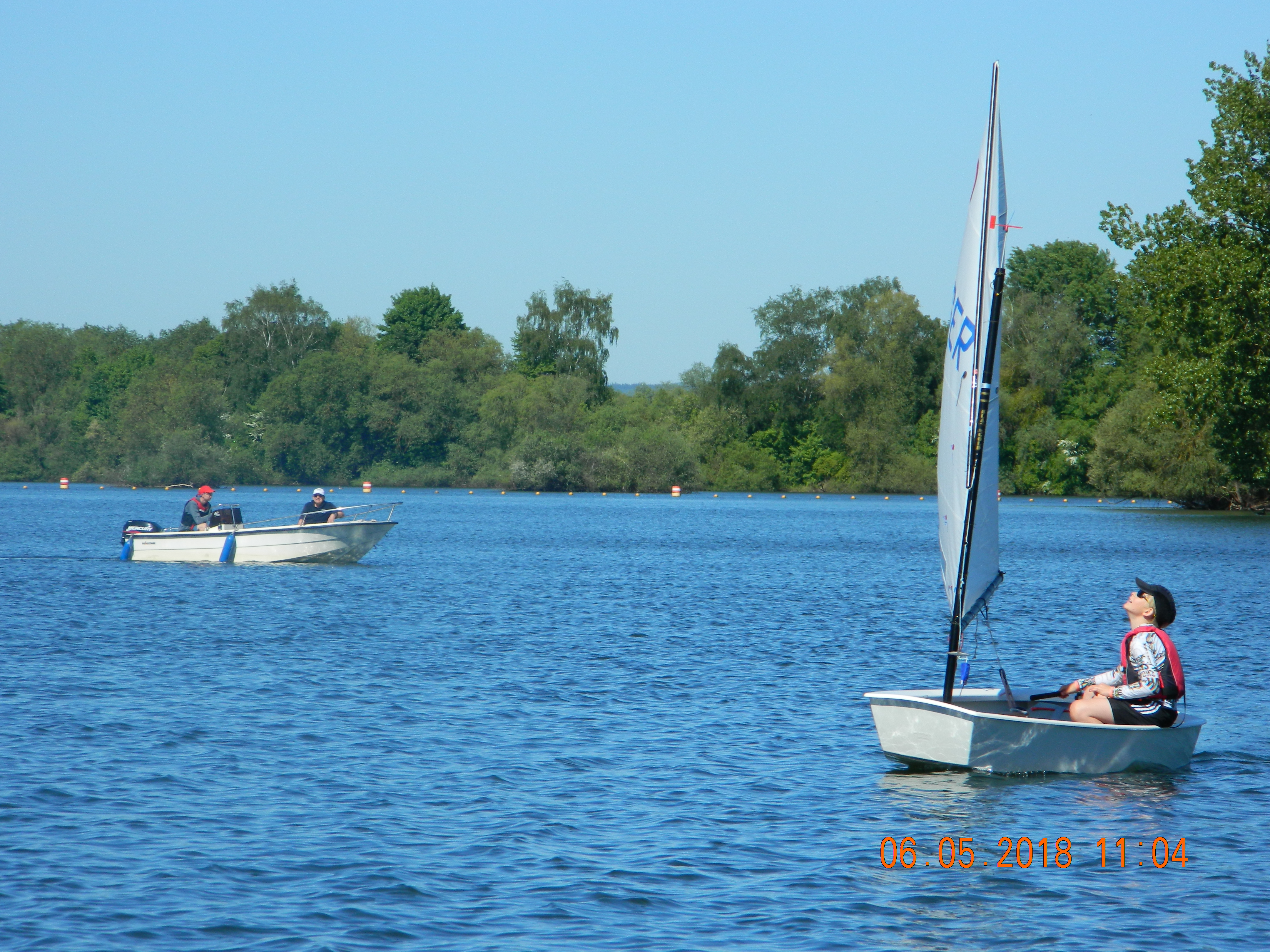 Mai 18 Entenregatta (6).JPG