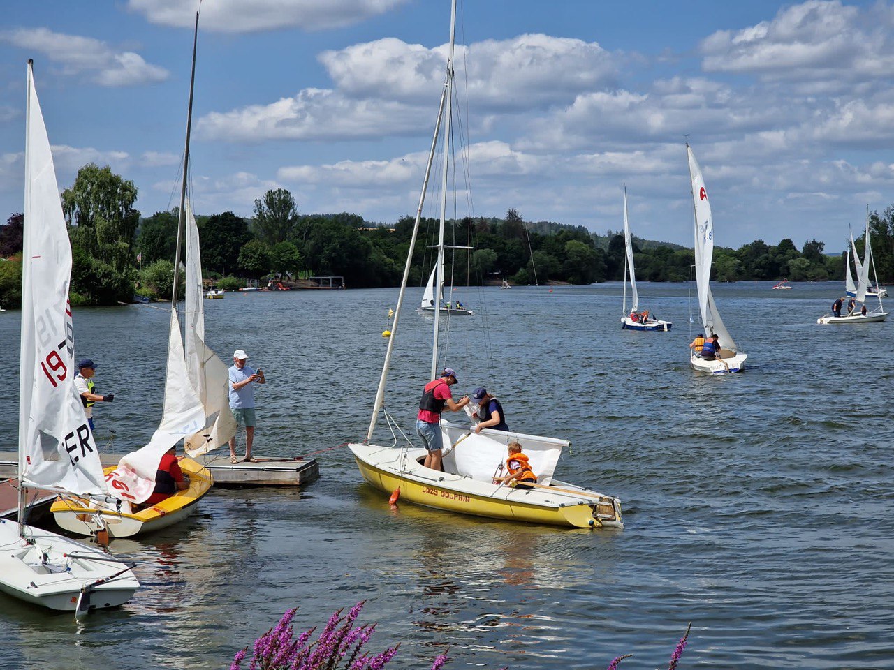 Zum Abschluss die Bruchsteinregatta bei viel Wind